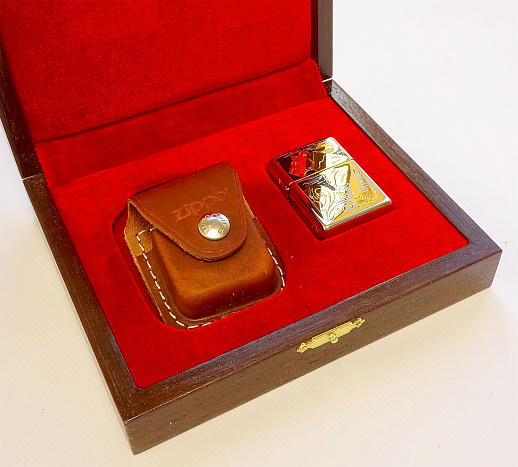 Бензиновая зажигалка Zippo "Рысь" купить с доставкой Бензиновая зажигалка Zippo "Рысь"